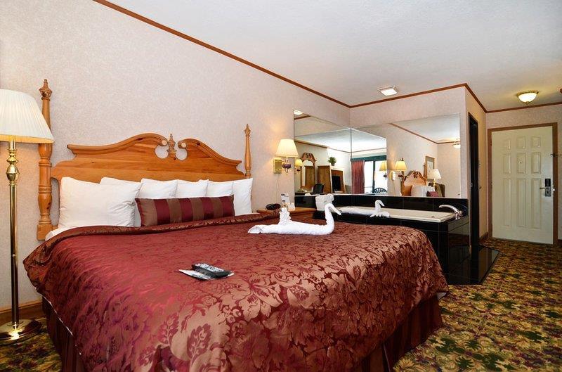 Best Western Plus Dockside Waterfront Inn Mackinaw City Kemudahan gambar